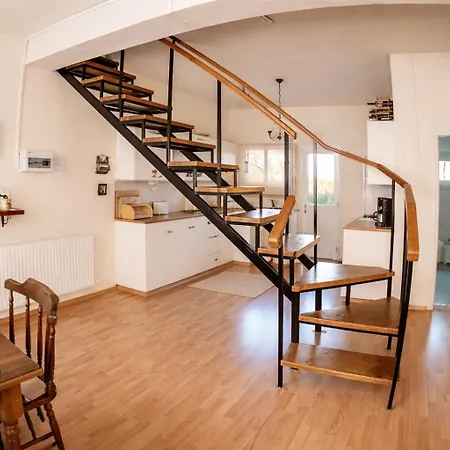 Semesterbostad Forest Park Lemithou