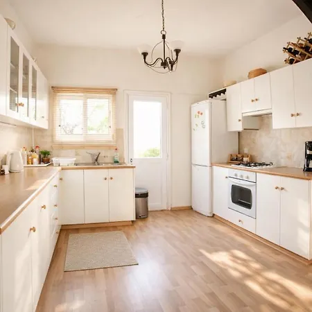 Forest Park Lemithou